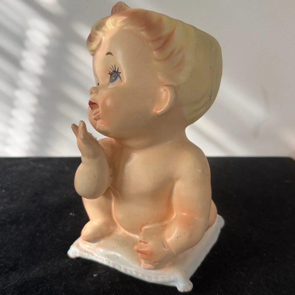 N/A charming ceramic